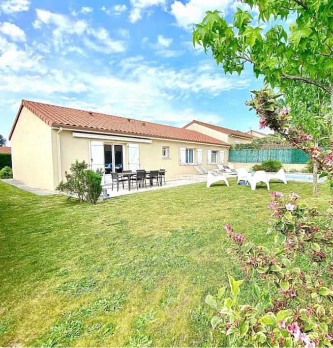 La Balneaire Maison De Standing Tout Confort Boisseuil Экстерьер фото